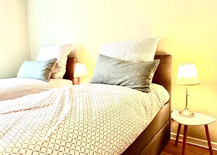 Business- # Guesthouse- Monteure Willkommen Apartment Worms